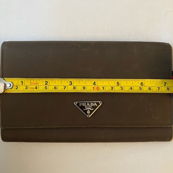 Authentic RARE Prada Wallet - Picture 11 of 11